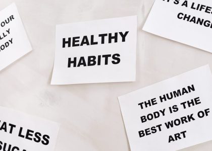 Motivational cards promoting healthy habits and positive thinking for lifestyle change.
